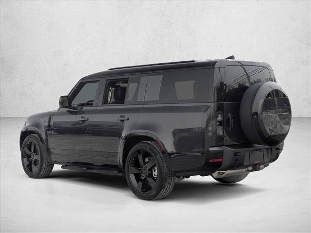 Used 2026 Land Rover Defender 130 X-Dynamic SE AWD/4WD image 9
