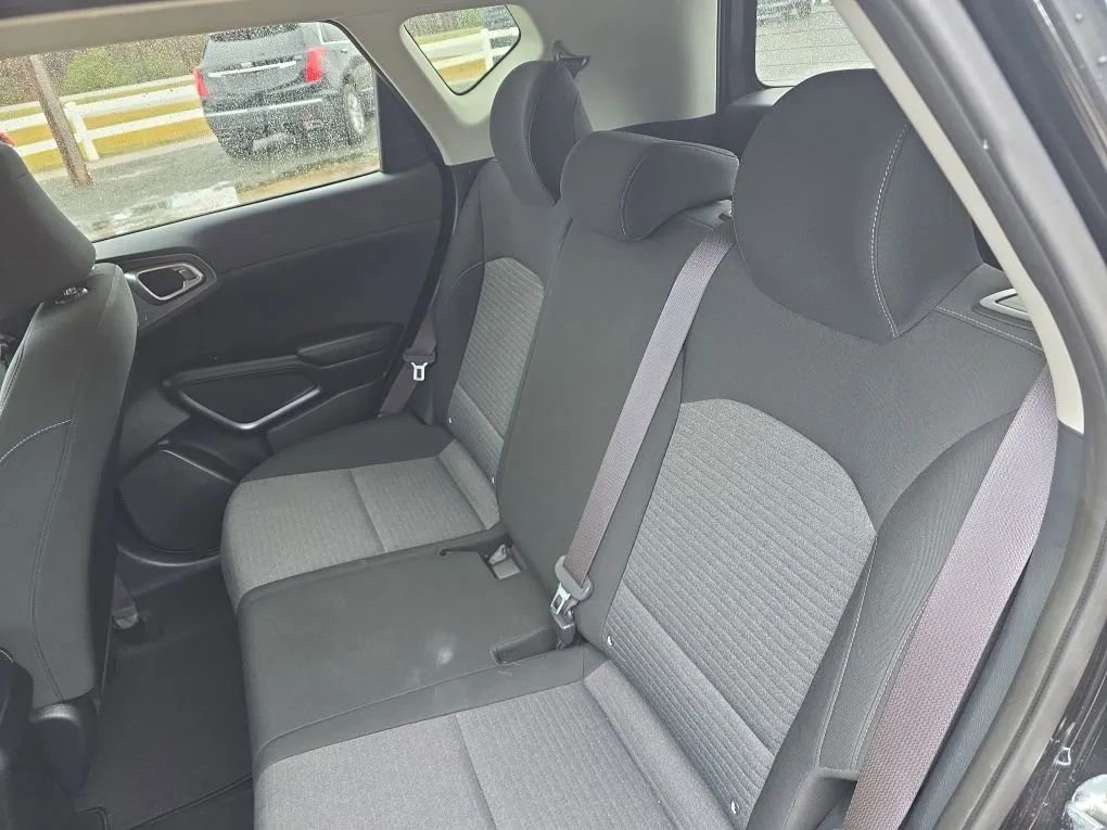 Used 2022 Kia Soul S image 42