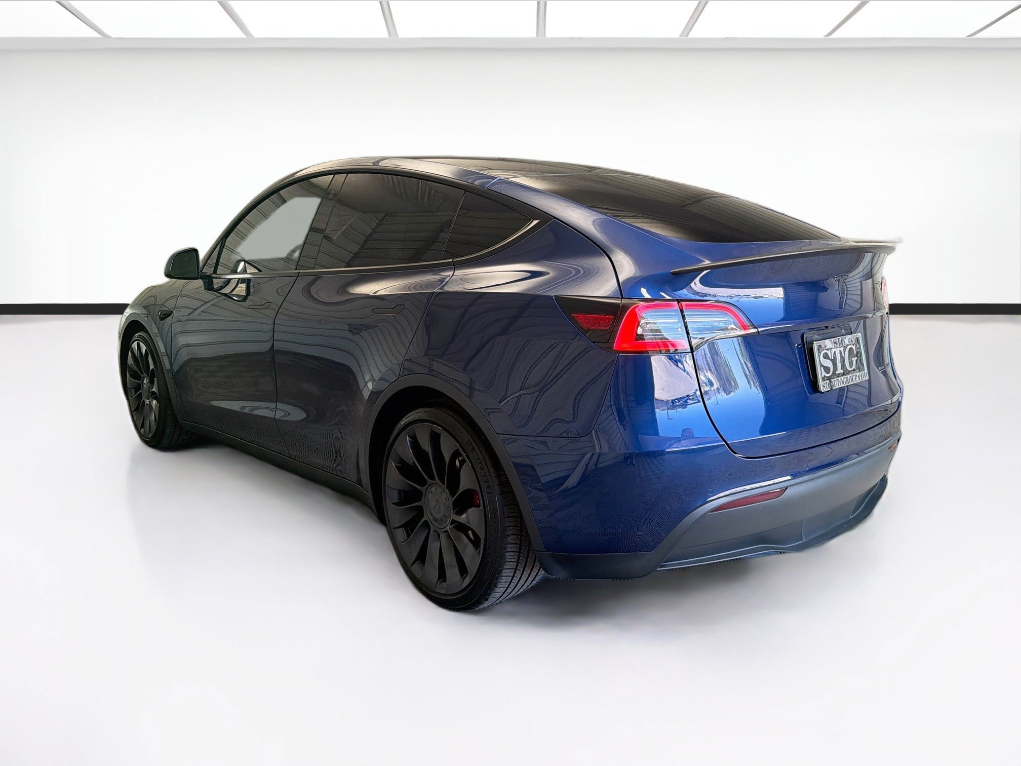 Used 2022 Tesla Model Y Performance AWD/4WD image 6