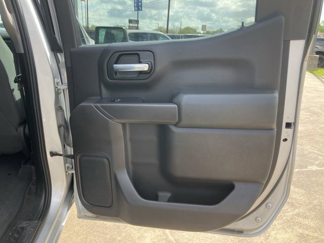 Used 2020 Chevrolet Silverado 1500 Custom w/ Custom Value Package image 14