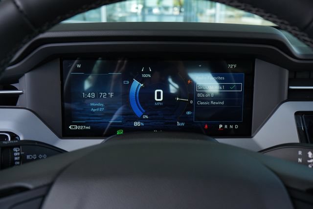 New 2027 Chevrolet Bolt RS w/ Technology Package FWD image 15
