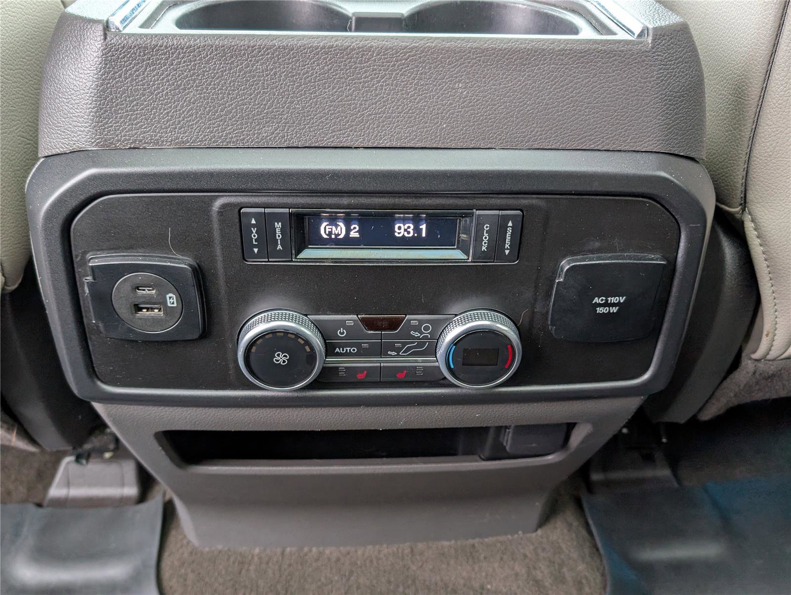 Used 2021 Ford Expedition Limited image 17