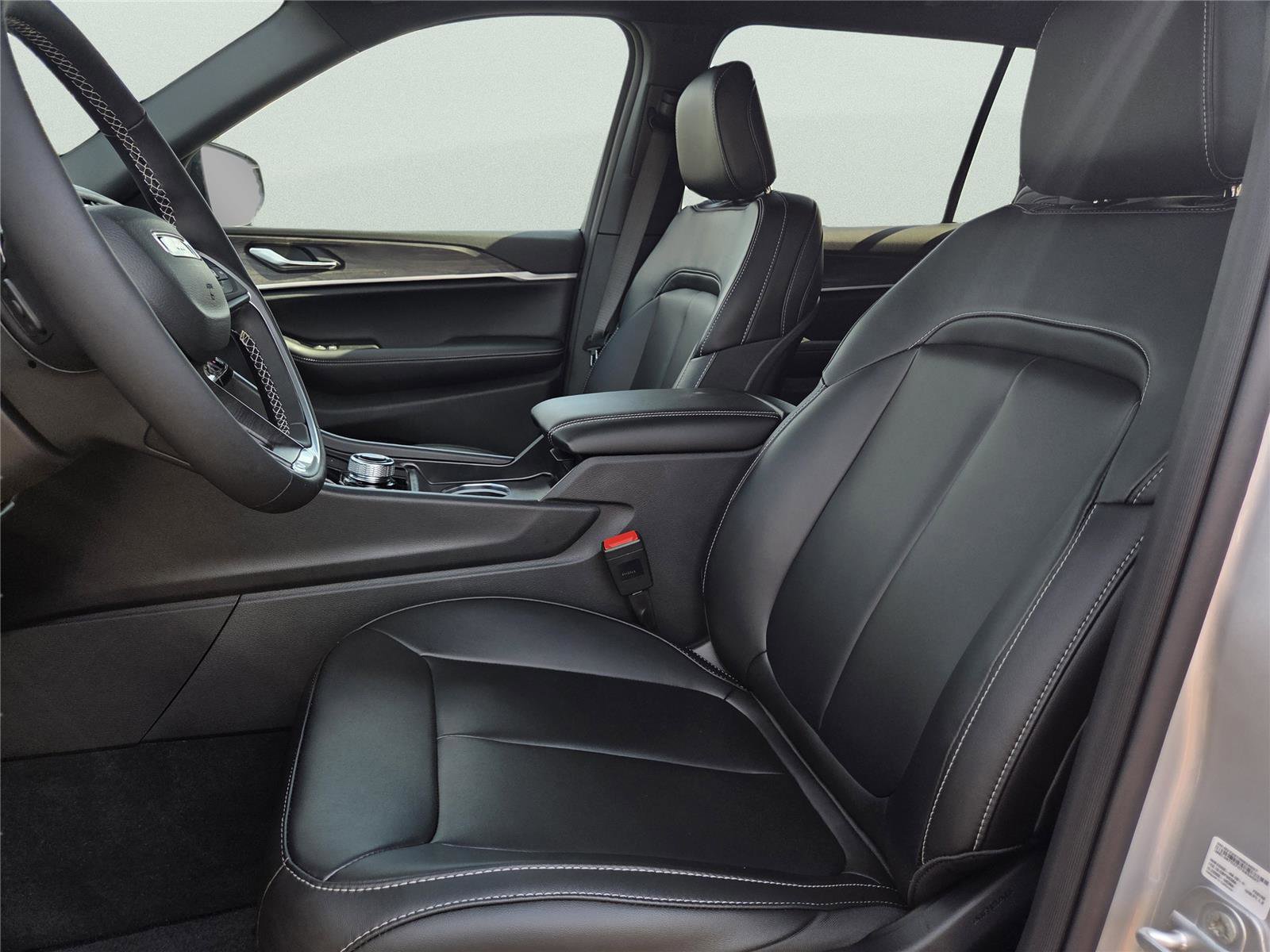 New 2026 Jeep Grand Cherokee L Limited image 18