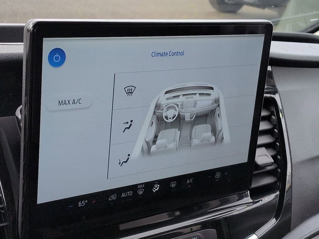 Used 2024 Ford Transit 350 XLT image 20