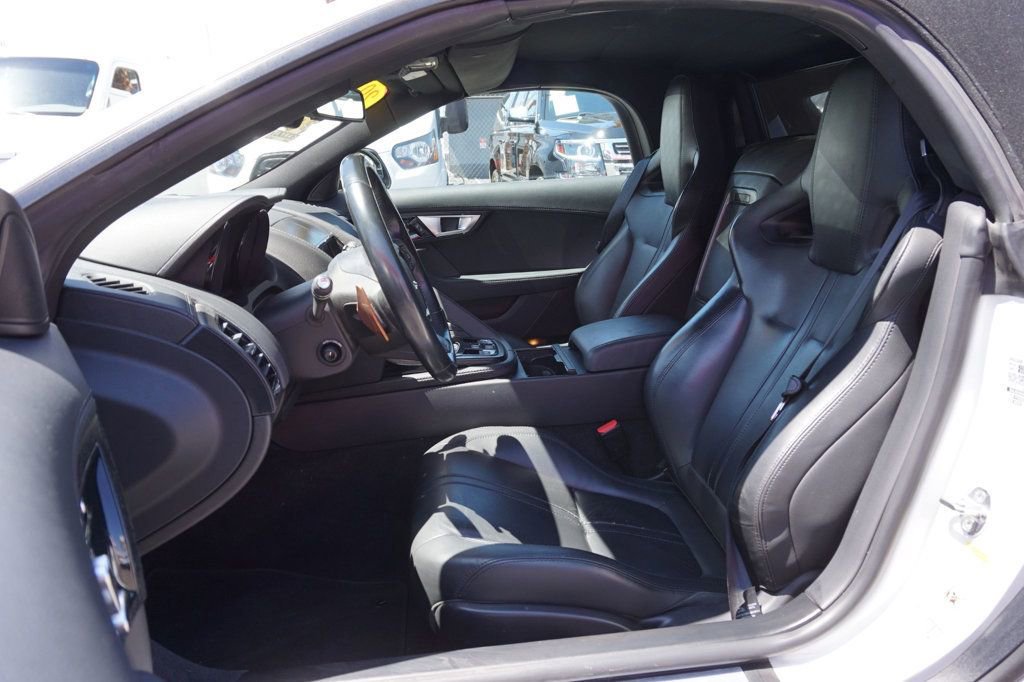 Used 2015 Jaguar F-TYPE S RWD image 20