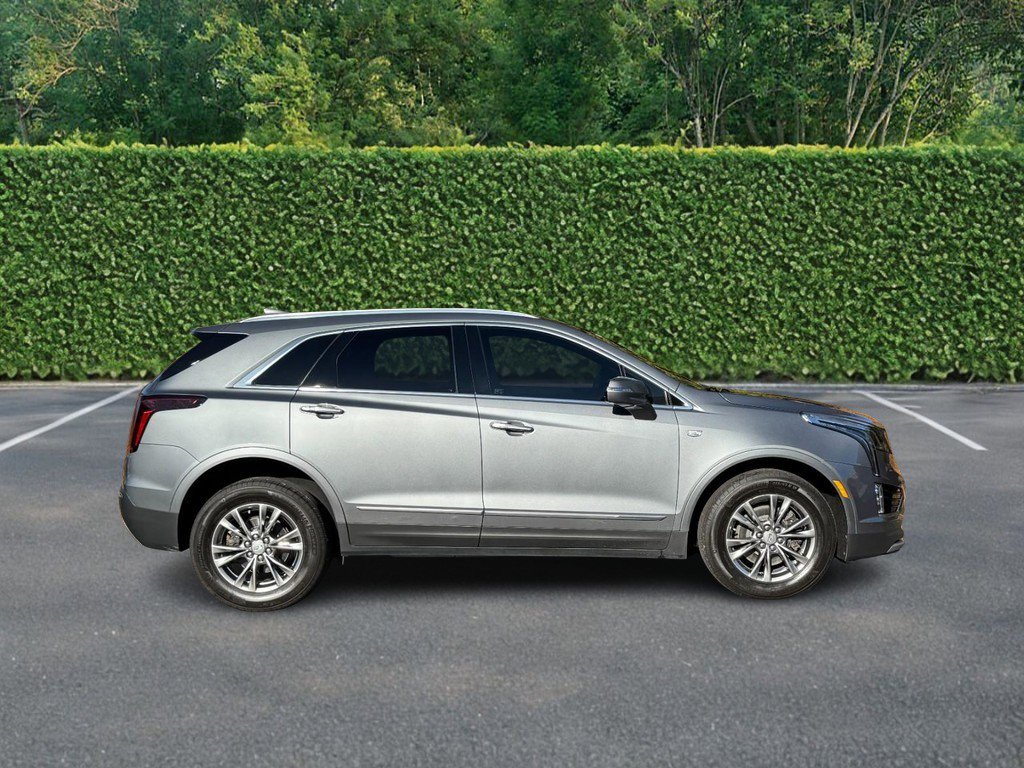 Used 2021 Cadillac XT5 Premium Luxury w/ LPO, Floor Liner Package FWD image 2