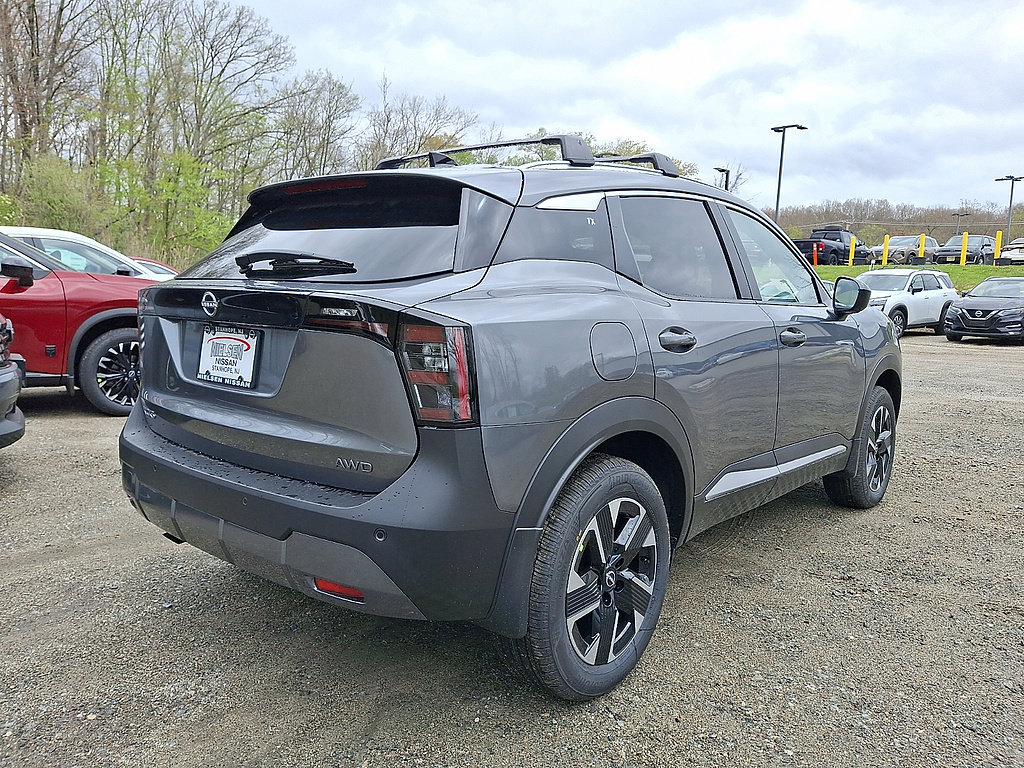 New 2026 Nissan Kicks SV w/ Interior Electronics Package AWD/4WD image 4