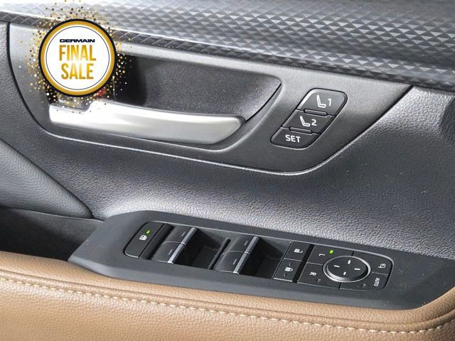 Used 2024 Toyota Grand Highlander AWD Hybrid image 25