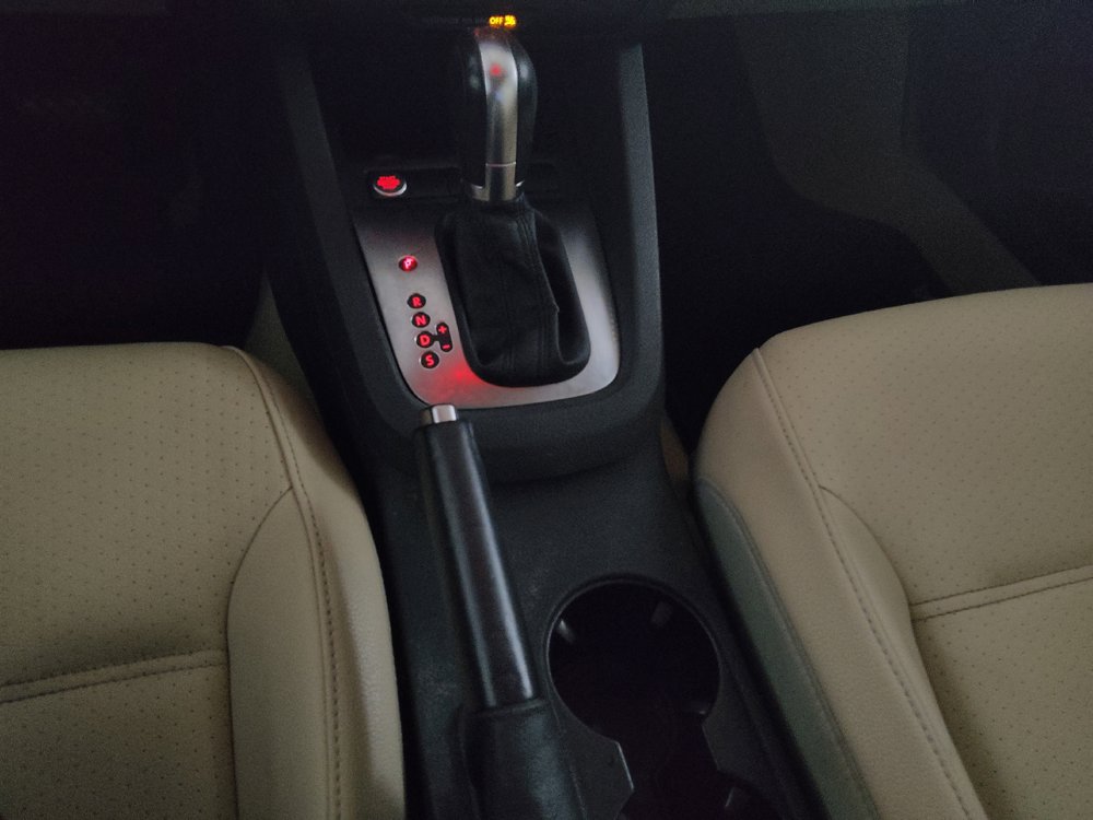 Used 2014 Volkswagen Jetta SE FWD image 26
