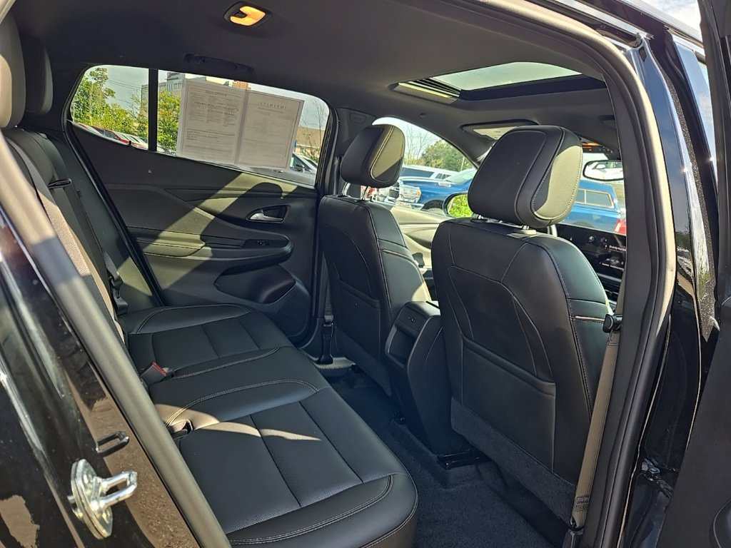 Used 2024 Buick Envista Avenir FWD image 16