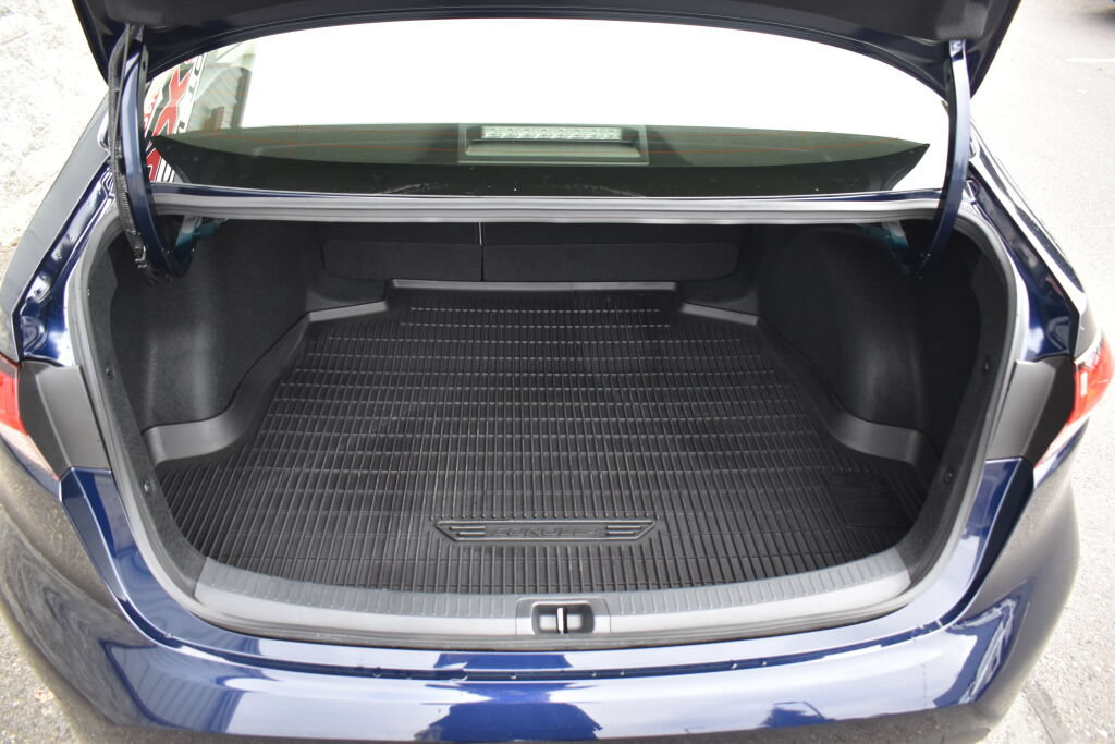 Certified 2026 Toyota Corolla LE FWD image 20