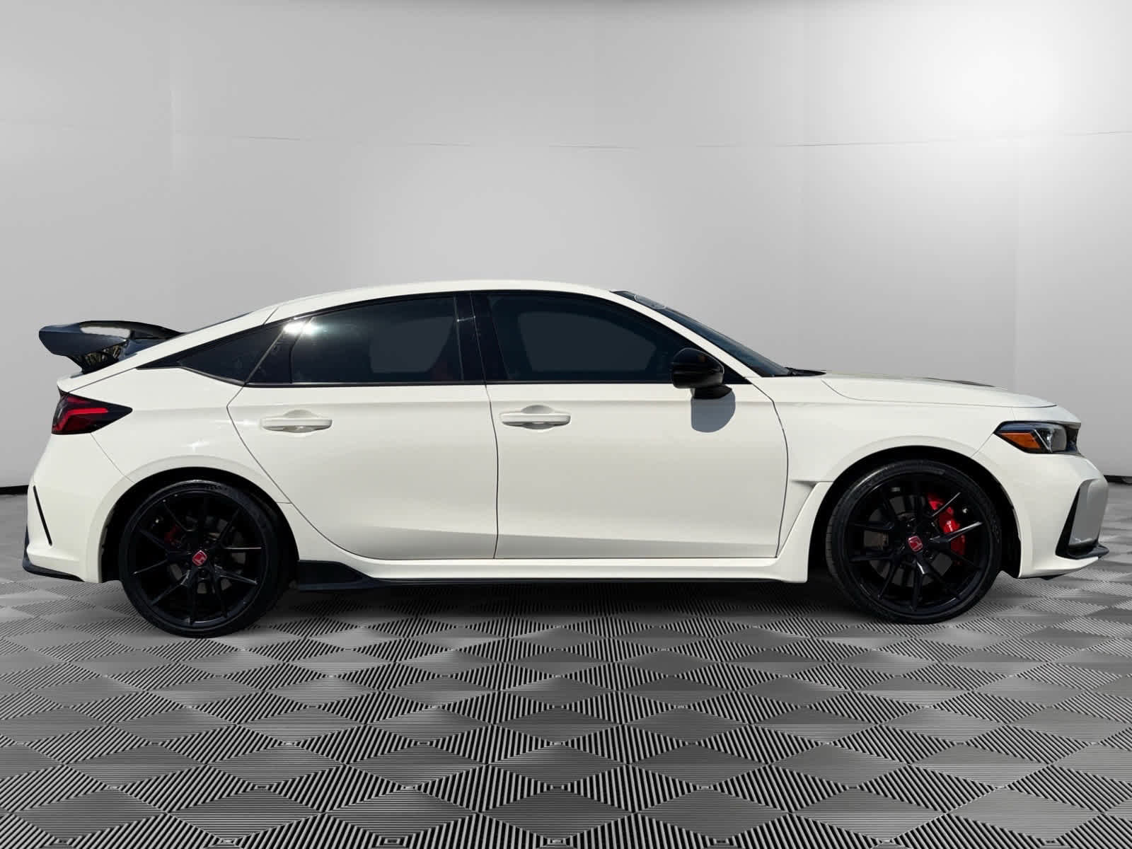 Used 2023 Honda Civic Type R image 6