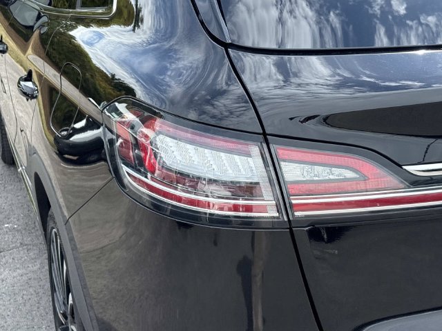 Certified 2023 Lincoln Nautilus Black Label w/ Class II Trailer Tow Package AWD/4WD image 11
