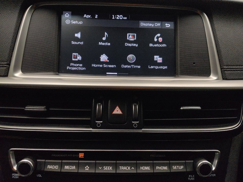 Used 2020 Kia Optima SE FWD image 25