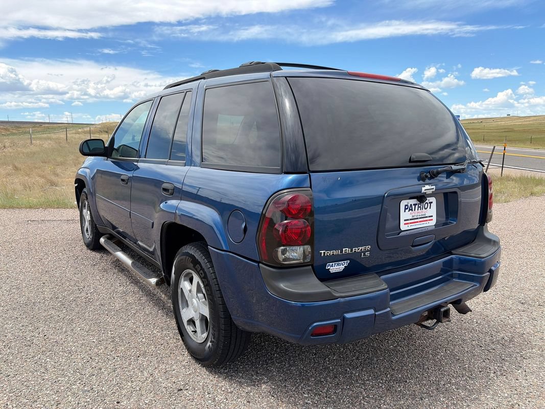 Used 2006 Chevrolet TrailBlazer LS w/ LS Preferred Equipment Group AWD/4WD image 3
