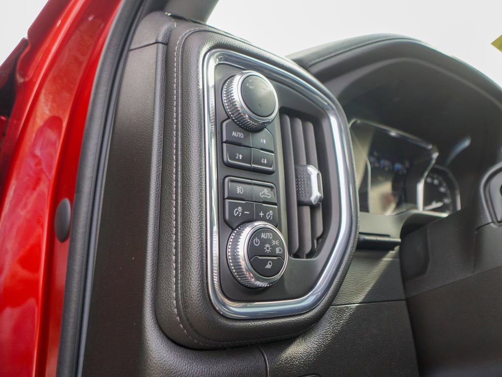 Used 2023 GMC Sierra 3500 Denali w/ Denali Ultimate Package image 21