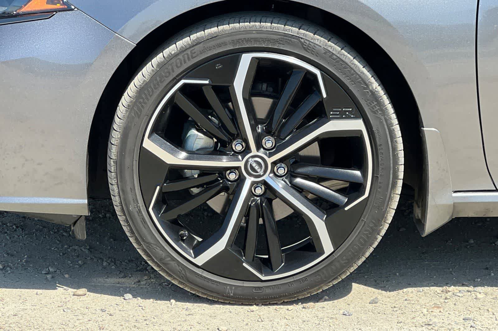 Used 2023 Nissan Altima 2.5 SR w/ SR Premium Package FWD image 35