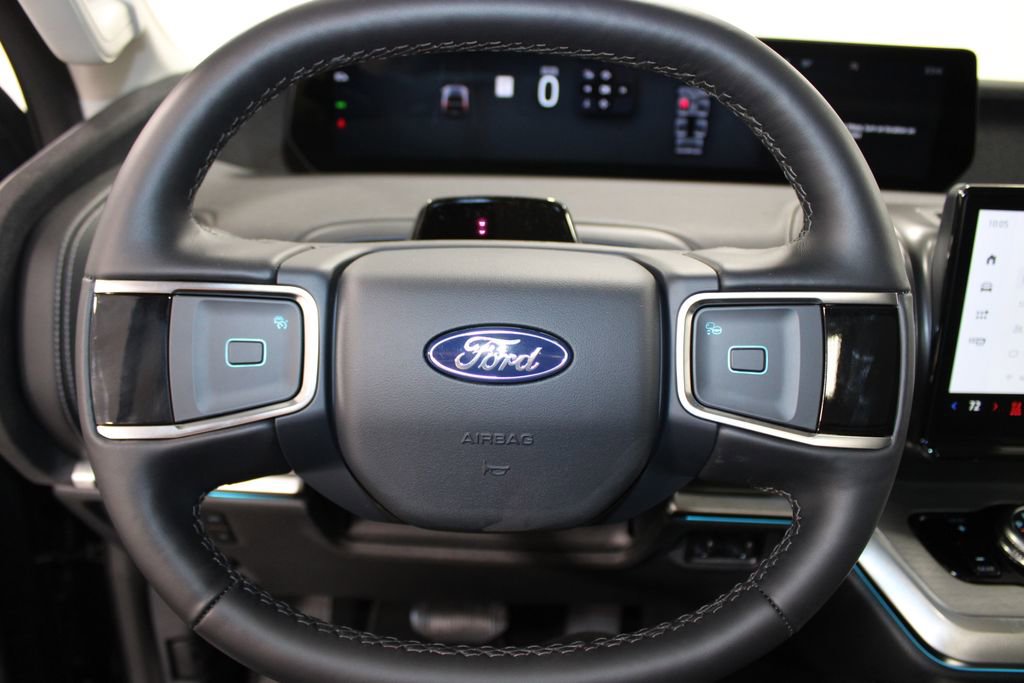 New 2026 Ford Expedition Platinum image 38