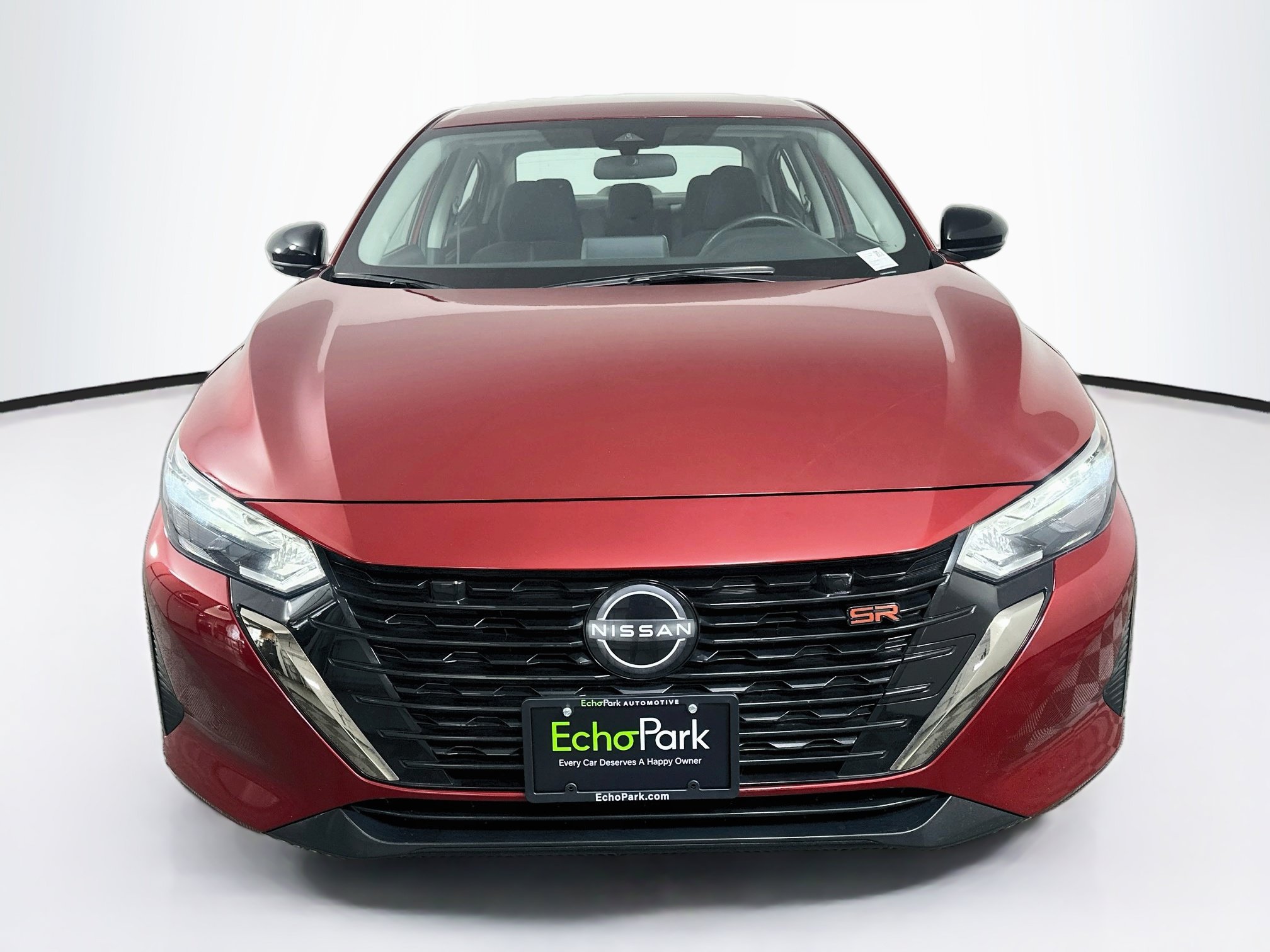 Used 2025 Nissan Sentra SR FWD image 2
