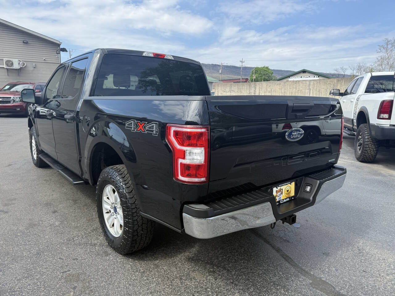 Used 2018 Ford F150 XLT w/ Max Trailer Tow Package image 8