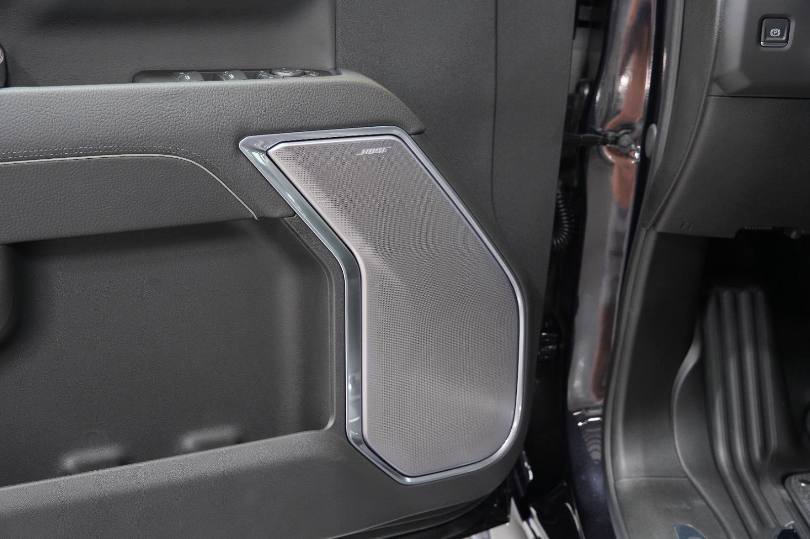 New 2025 GMC Sierra 2500 Denali w/ Denali Reserve Package image 28