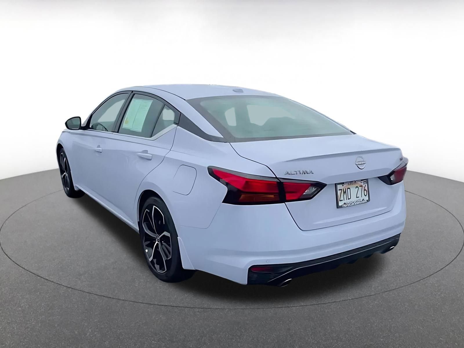 Used 2025 Nissan Altima 2.5 SR image 11