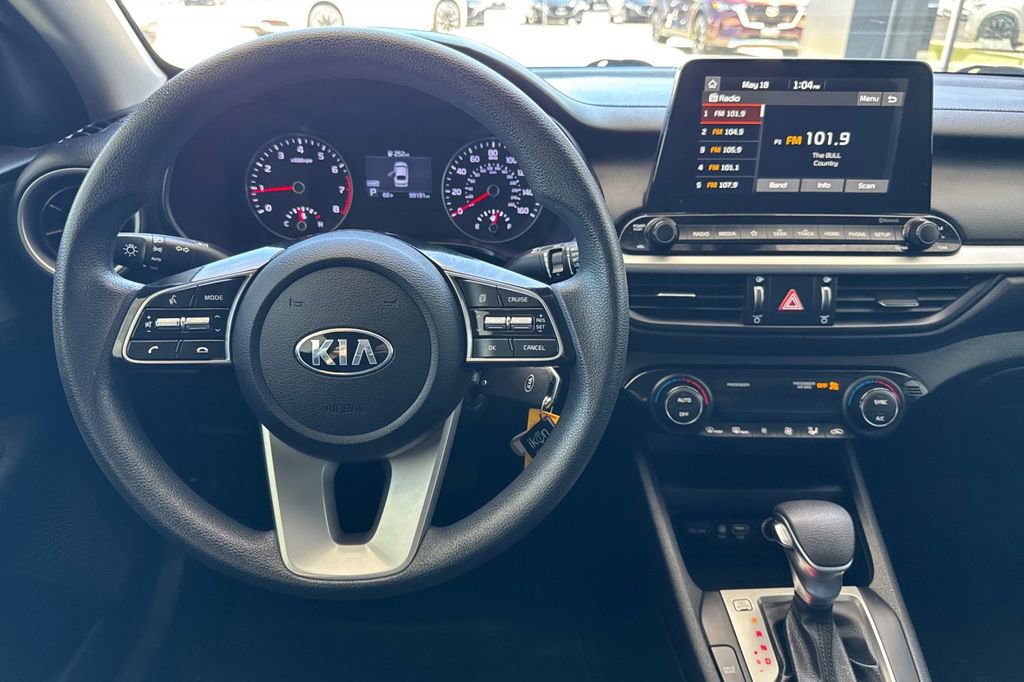 Used 2019 Kia Forte LXS FWD image 14