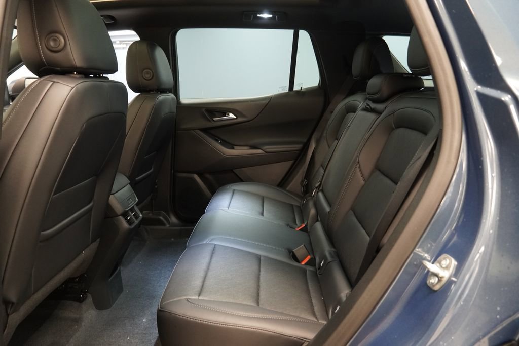 New 2026 Chevrolet Equinox LT w/ Convenience Package II FWD image 29