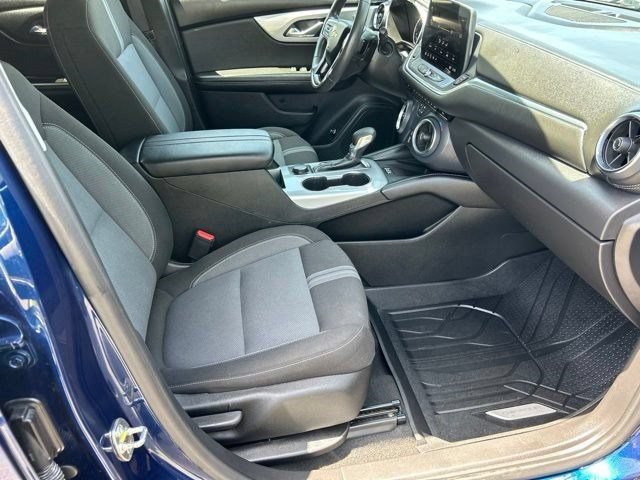Used 2023 Chevrolet Blazer LT w/ Convenience Package FWD image 45