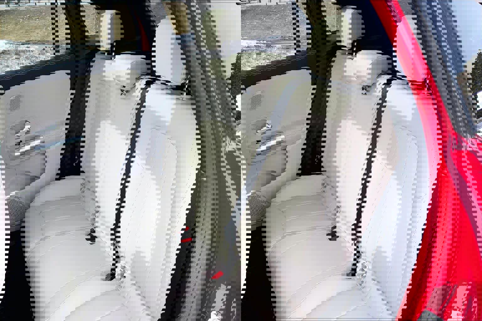 Certified 2024 Mercedes-Benz GLA 250 4MATIC image 21