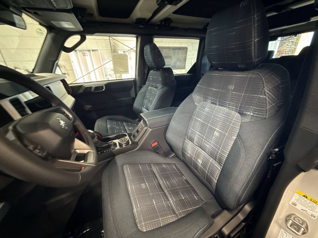 New 2026 Ford Bronco Heritage Edition AWD/4WD image 13