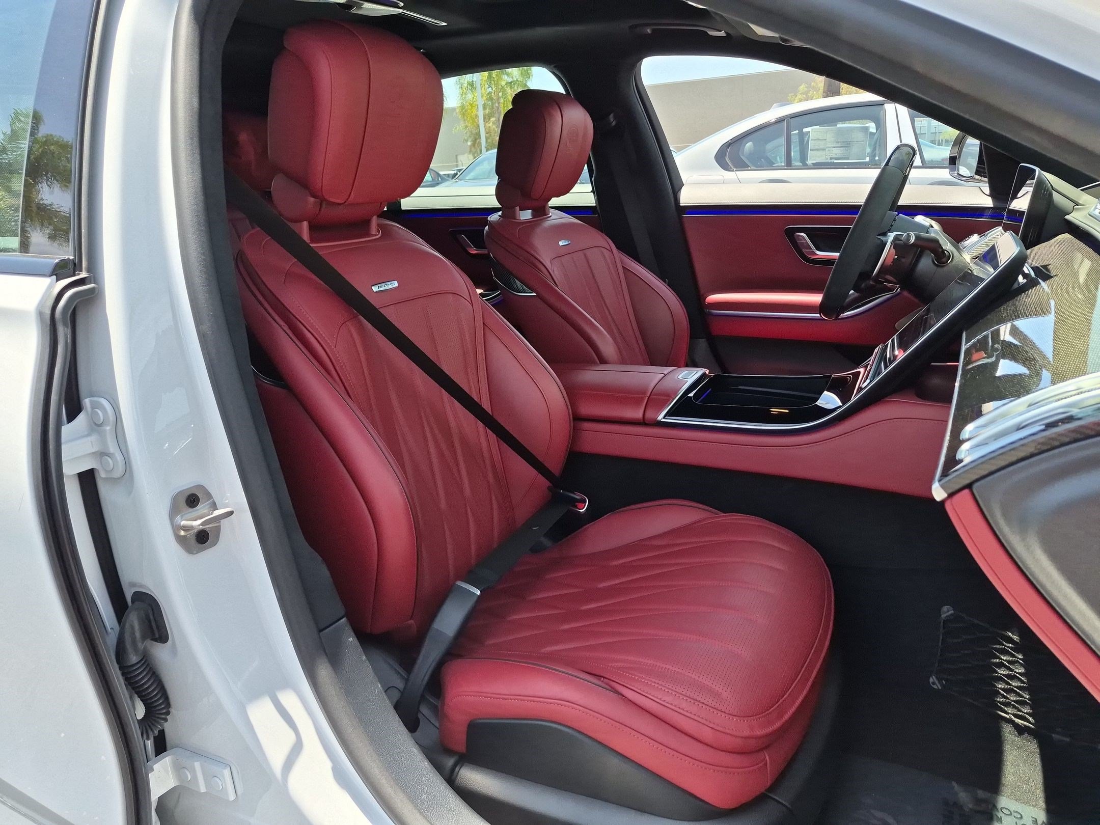 Used 2024 Mercedes-Benz S 63 AMG S w/ Rear Seat Package image 33