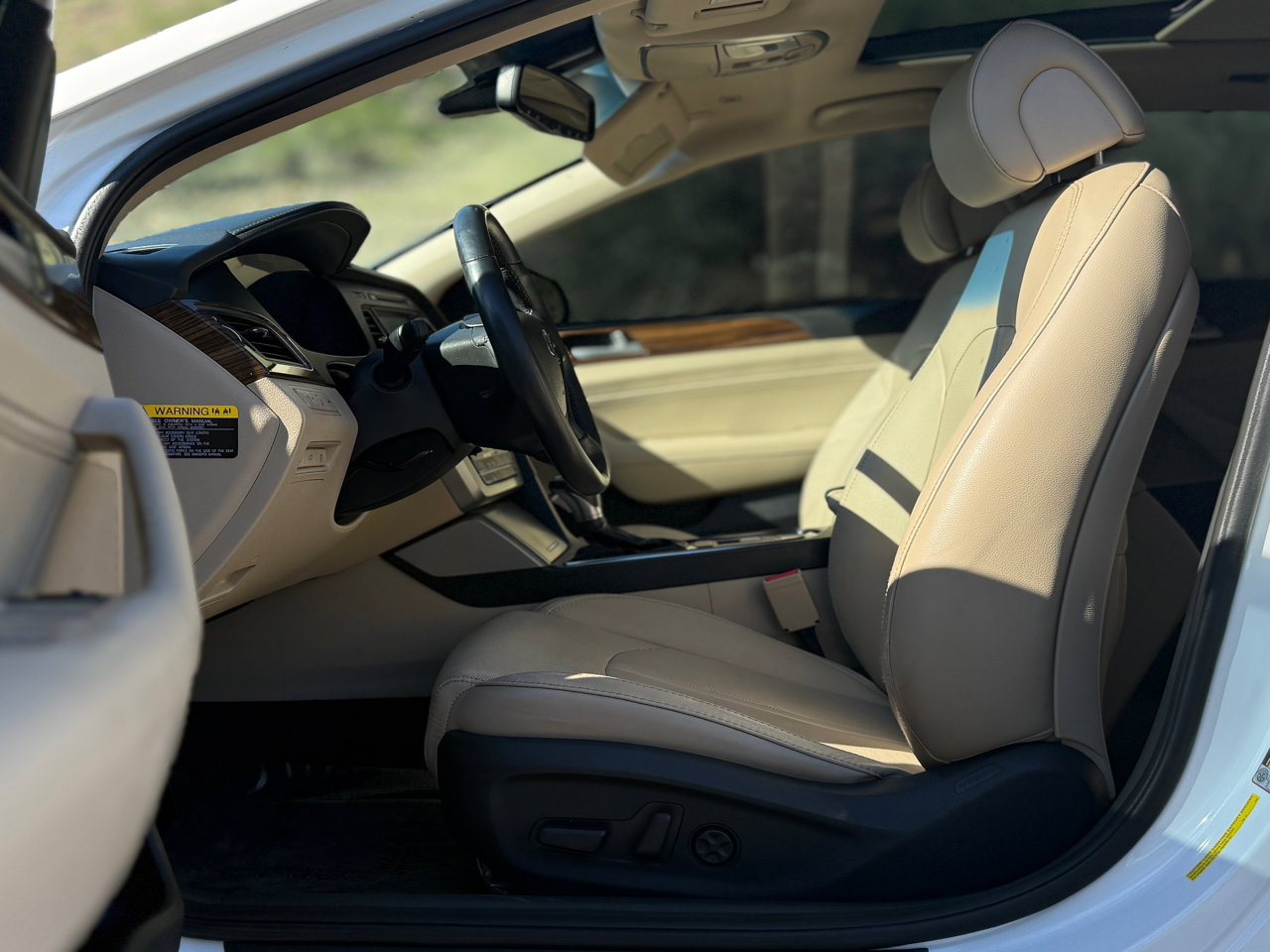 Used 2016 Hyundai Sonata Limited w/ Option Group 04 image 12