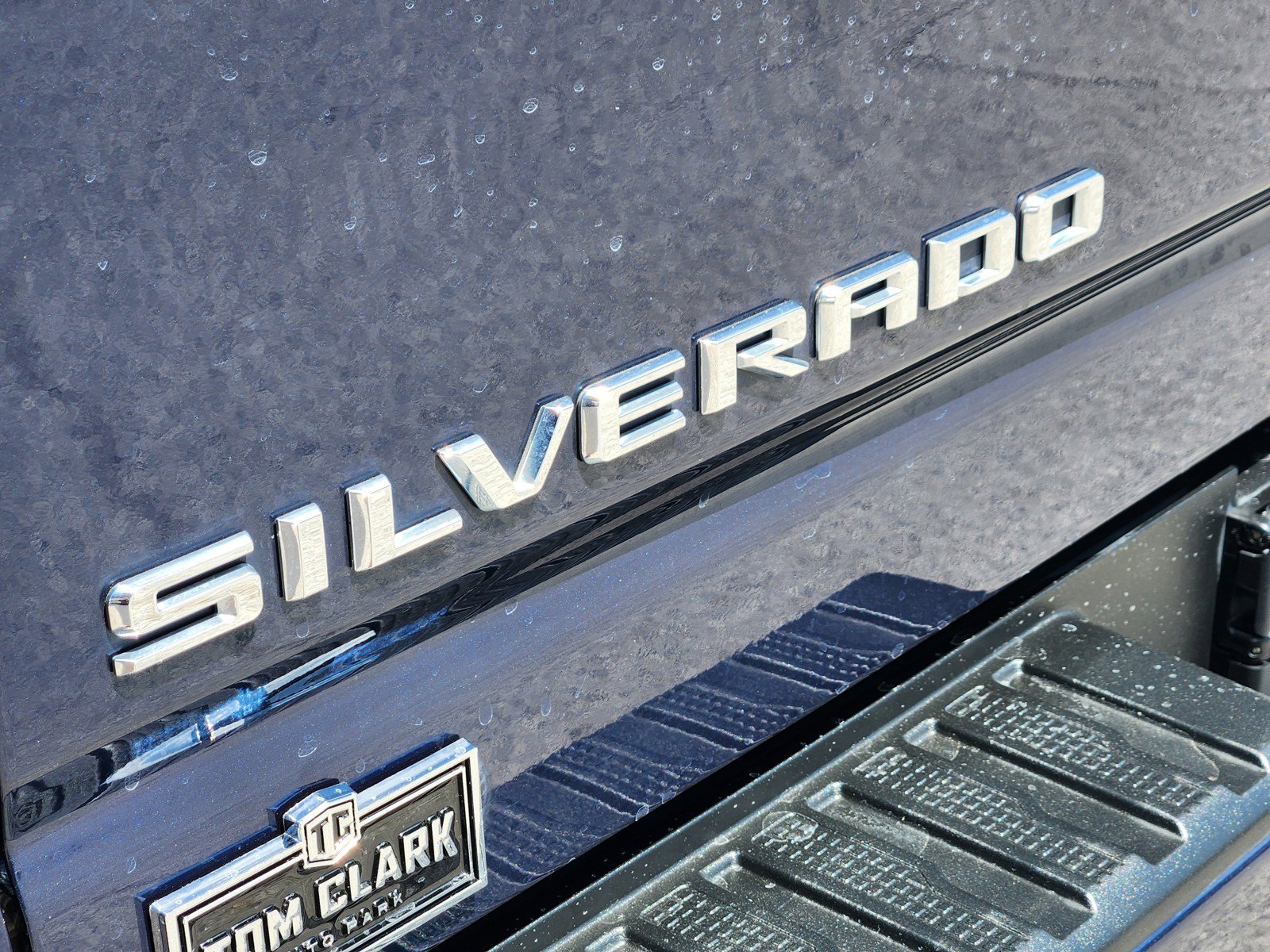 Used 2021 Chevrolet Silverado 3500 High Country AWD/4WD image 29