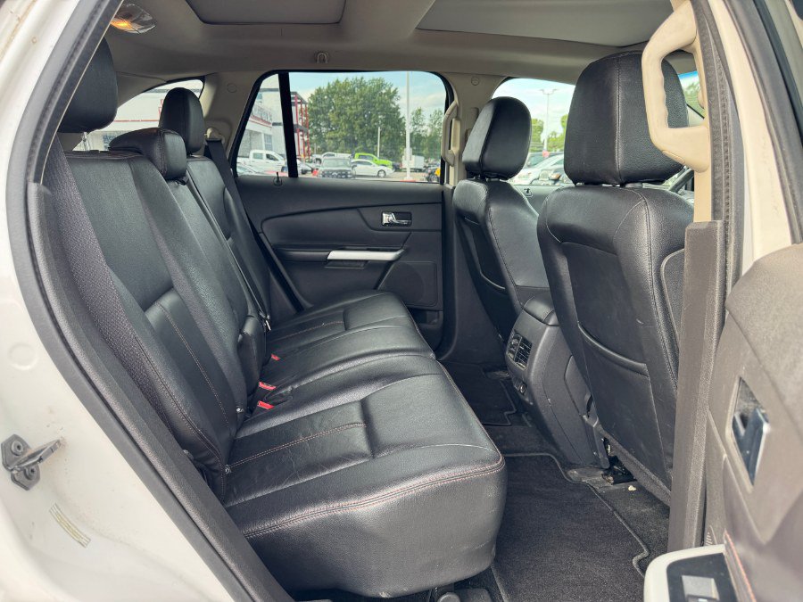 Used 2014 Ford Edge SEL w/ Equipment Group 205A FWD image 18