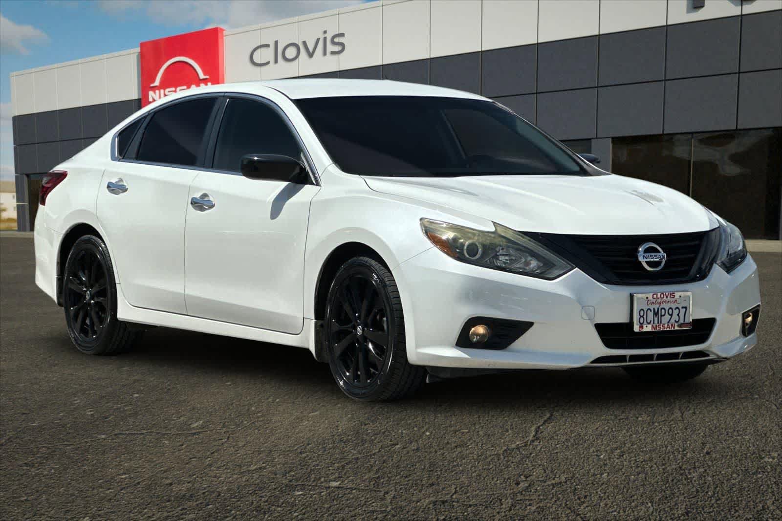 Used 2018 Nissan Altima 2.5 SR w/ SR Midnight Edition image 10