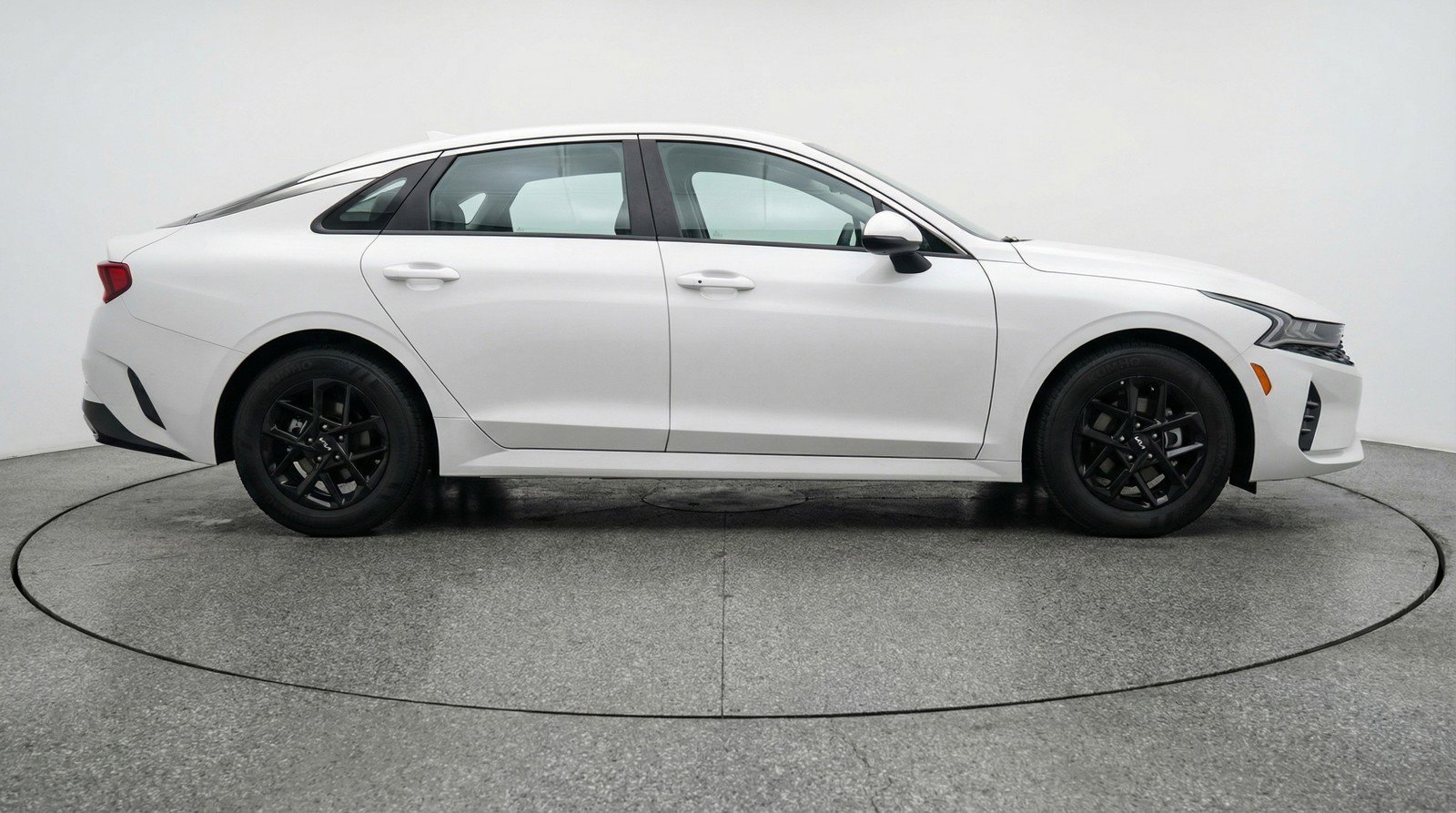 Used 2025 Kia K5 LXS FWD image 11