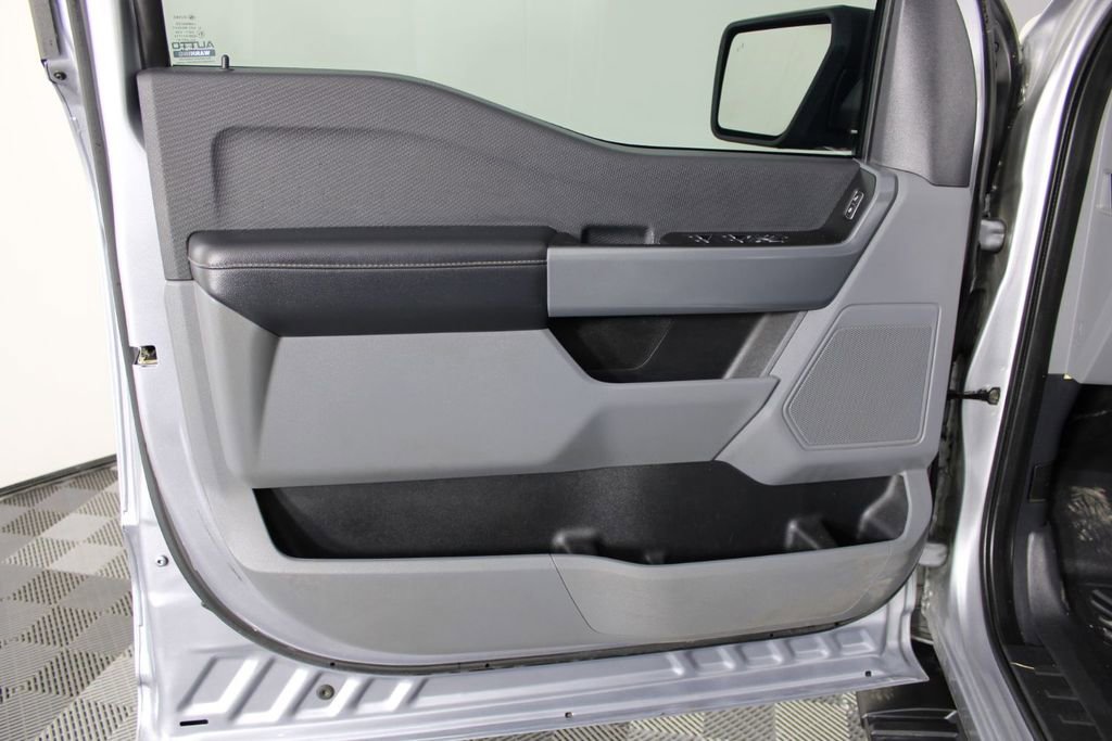 Used 2022 Ford F150 XLT w/ Trailer Tow Package image 14