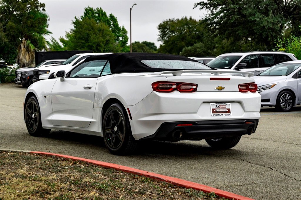 Used 2023 Chevrolet Camaro LT image 7