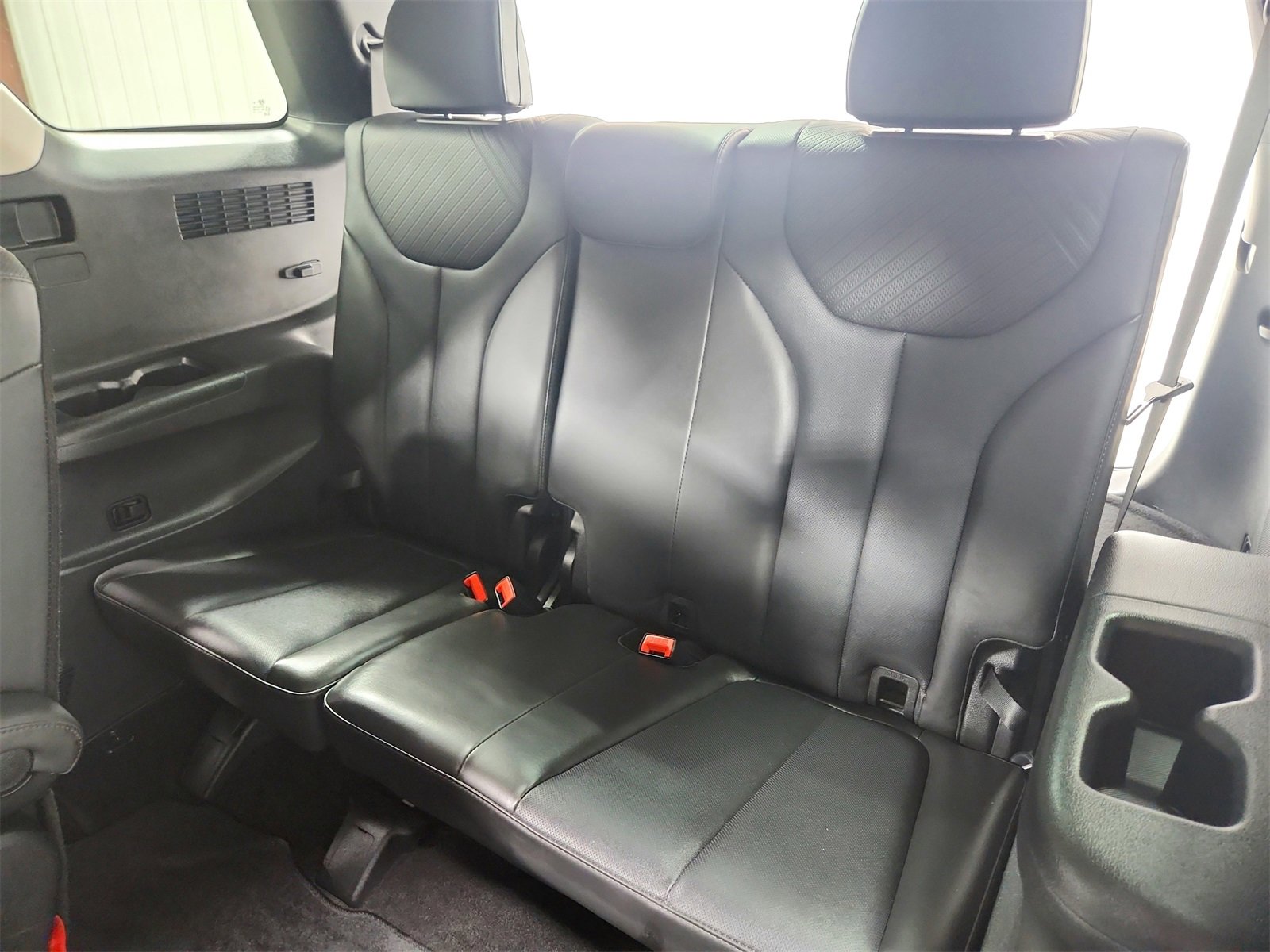 Used 2023 Hyundai Palisade SEL w/ Premium Package image 39