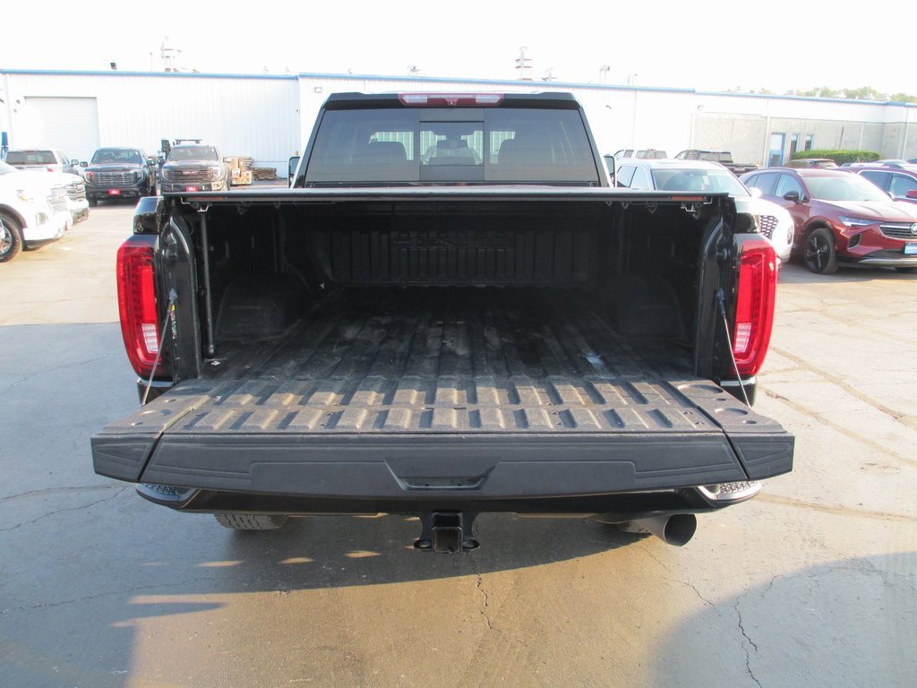 Certified 2022 GMC Sierra 3500 Denali image 8