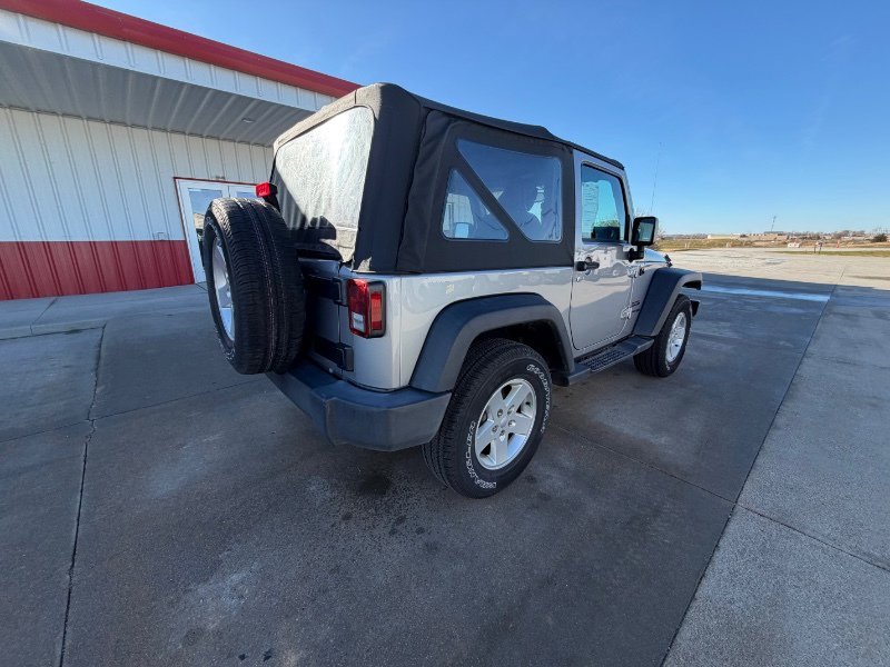 Used 2018 Jeep Wrangler Sport image 8