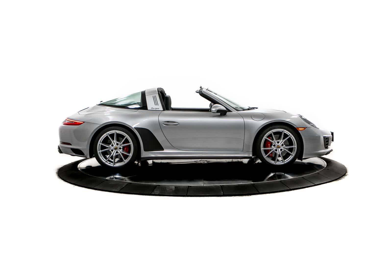 Certified 2018 Porsche 911 Targa 4S AWD/4WD image 8