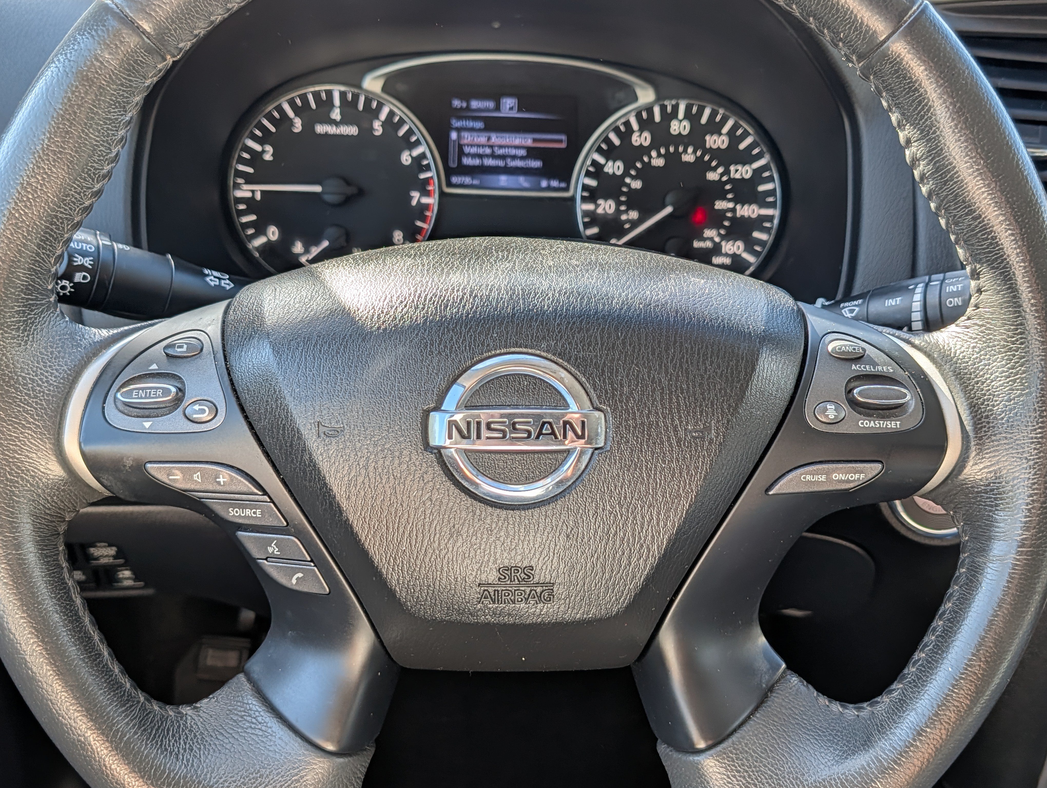Used 2017 Nissan Pathfinder Platinum AWD/4WD image 25