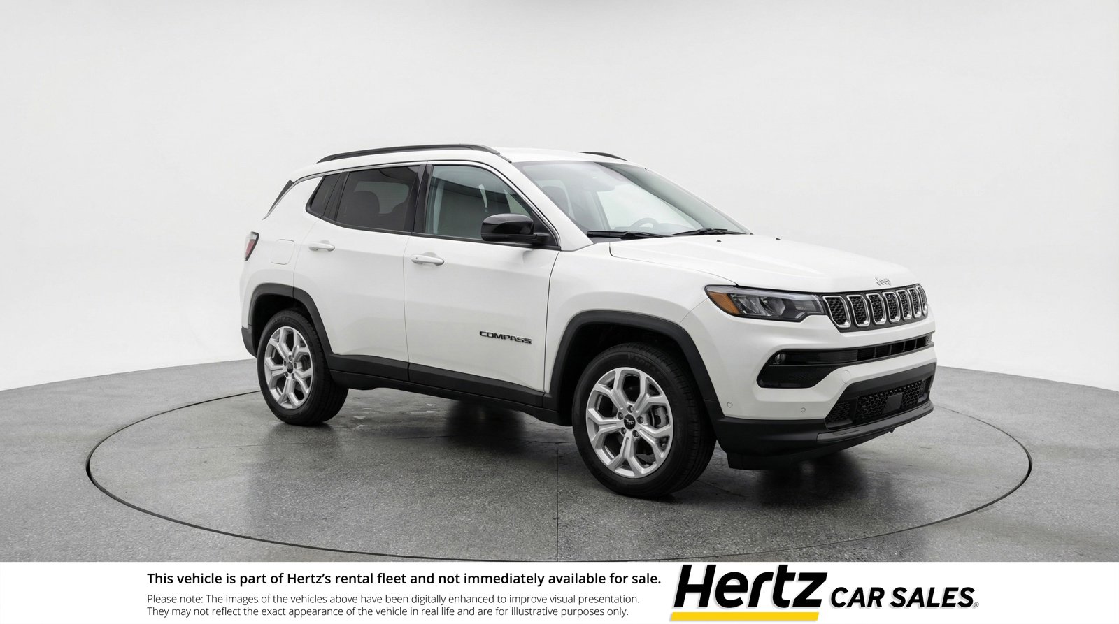 Used 2025 Jeep Compass Latitude AWD/4WD image 1