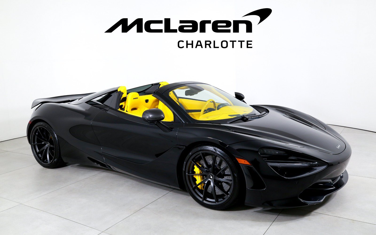 Used 2022 McLaren 720S Spider RWD image 2