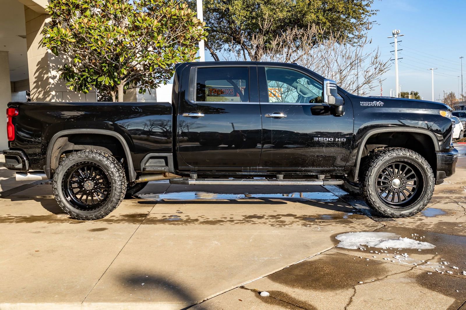 Used 2023 Chevrolet Silverado 3500 High Country w/ Z71 Off-Road Package image 11