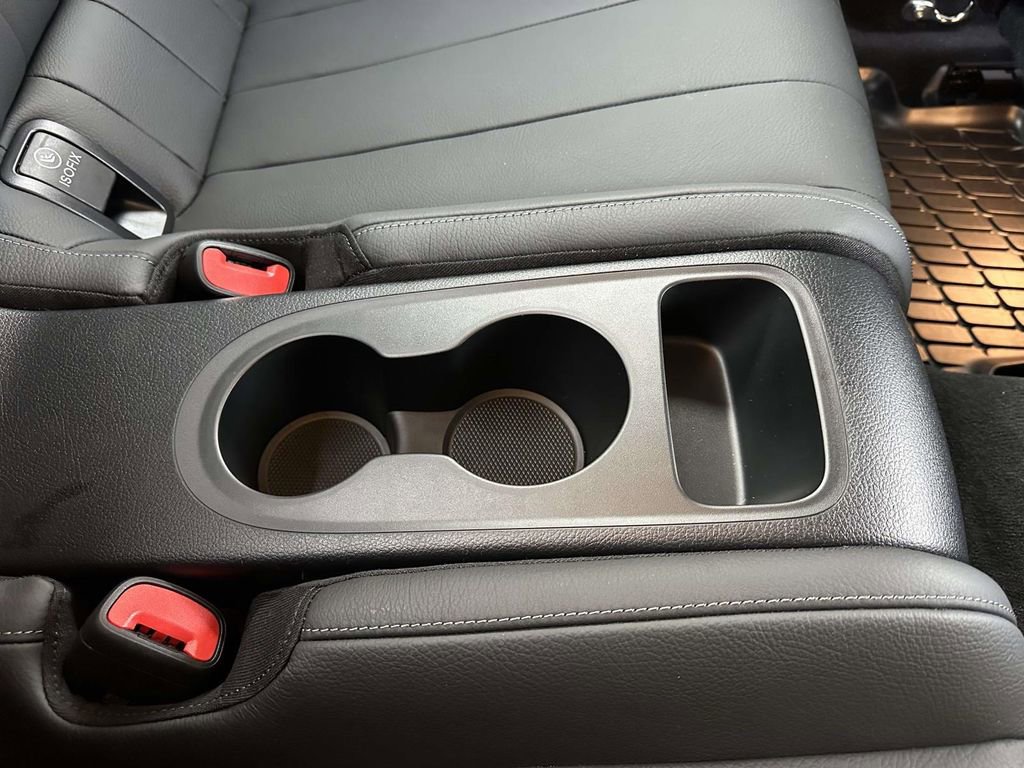 Used 2024 Mercedes-Benz CLE 450 4MATIC Coupe image 12