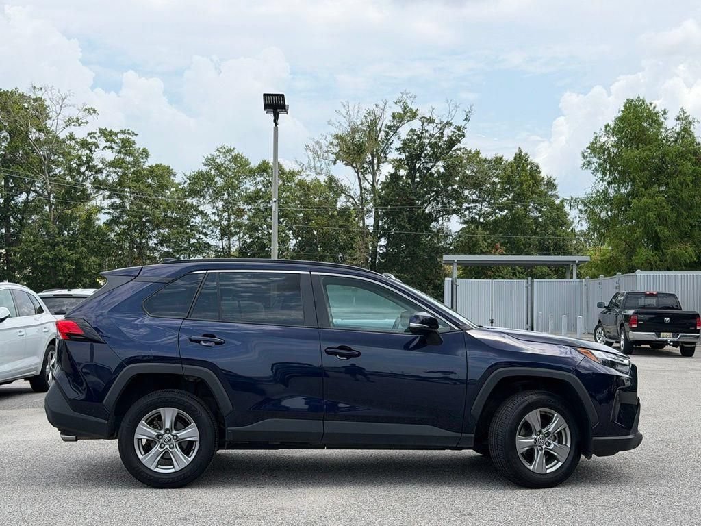 Used 2024 Toyota RAV4 XLE FWD image 4