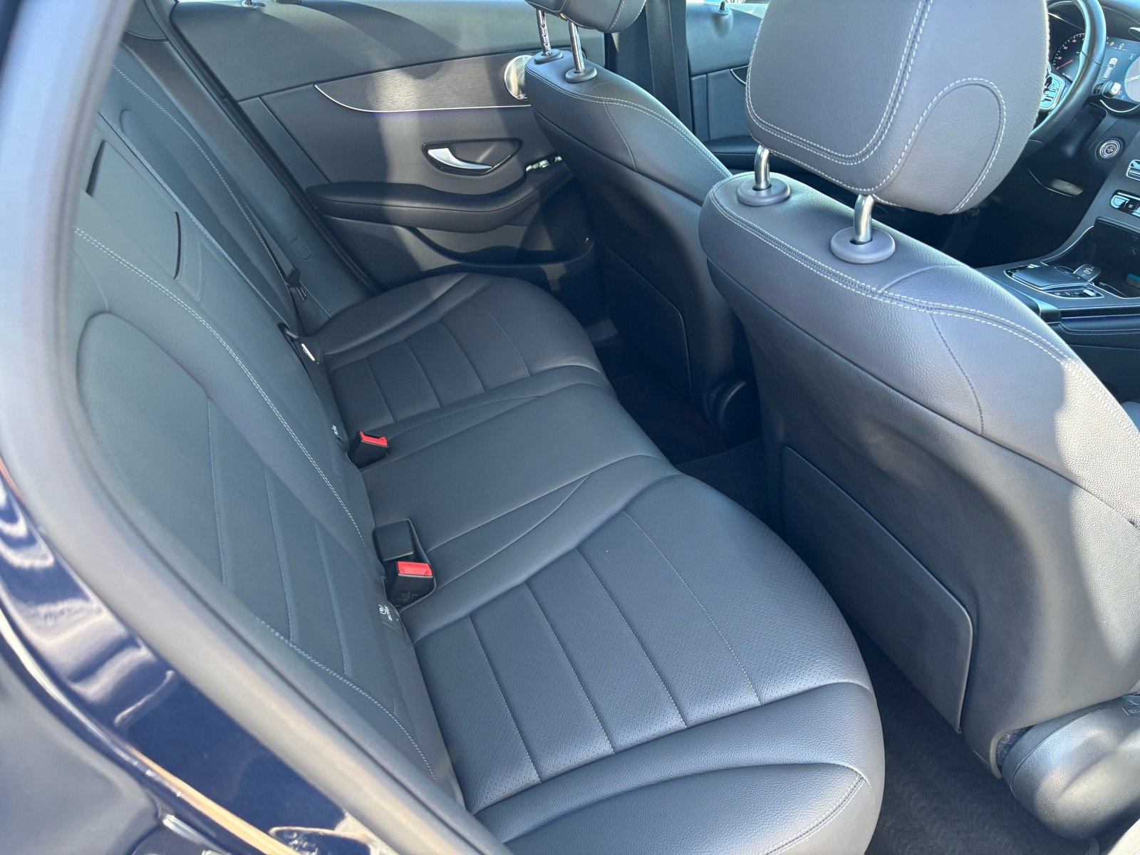 Used 2021 Mercedes-Benz GLC 300 GLC 300 w/ Premium Package image 28